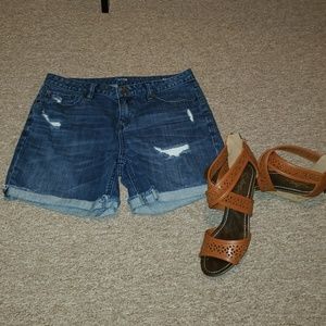 Distressed cuffed denim  shorts